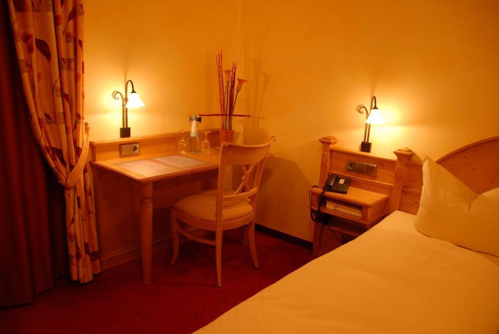 Hotel-Restaurant Schieble Kenzingen Bilik gambar